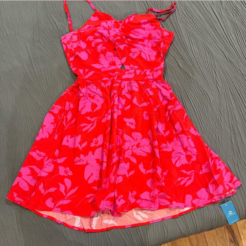 CUPSHE new with tags dress